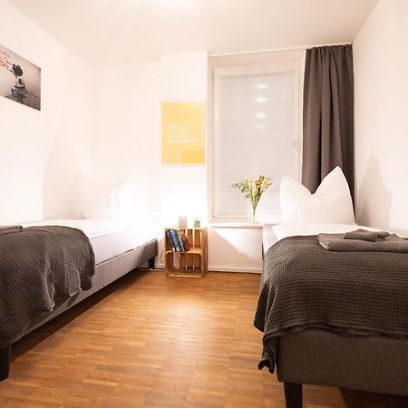 Ko-Living - Yellow Submarine Suite - Altstadt - Kueche - 2 Sz - Getrennte Betten - Bis 7 Gaeste Halle (Saale) Exterior foto